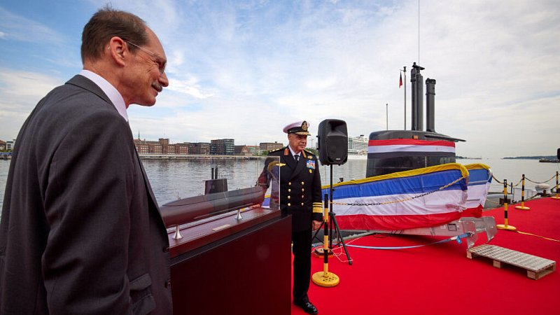 Передача ВМС Египта четвертой ДЭПЛ класса "Тип-209/1400"